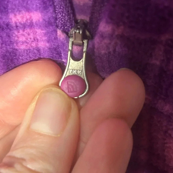 The North Face Fleece 1/4 Zip Pull Over. Purple and Pink plaid. Size Medium. - Picture 3 of 9